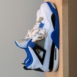 Jordan 4 Motorsport